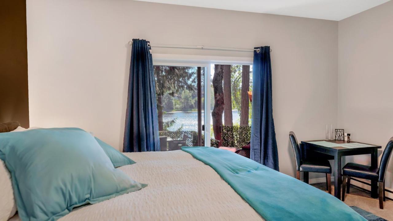 Willow Suite - Lakeside Retreat Victoria Exterior photo